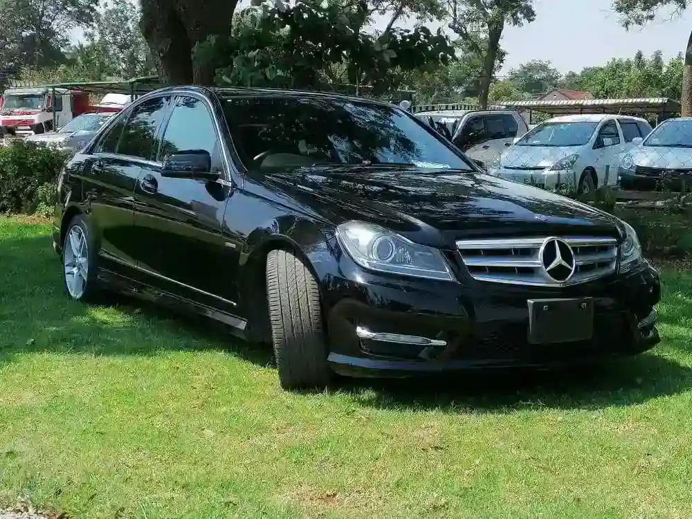 Mercedes Benz