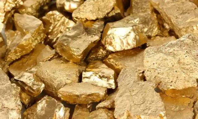 Duo Steals 375L Of Diesel And 7t Of Gold Ore