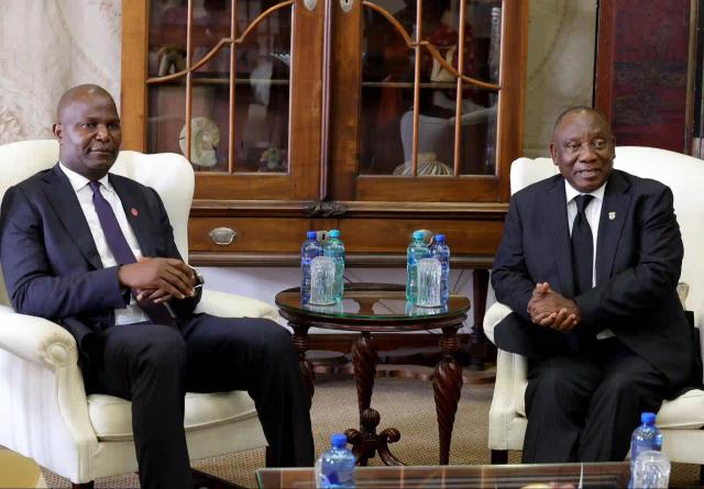 Ramaphosa Attends Chapo's Inauguration